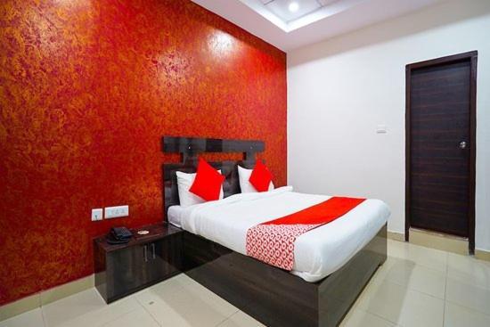 Hotel Nova Rooms Atlanta Shopping Surat Dış mekan fotoğraf