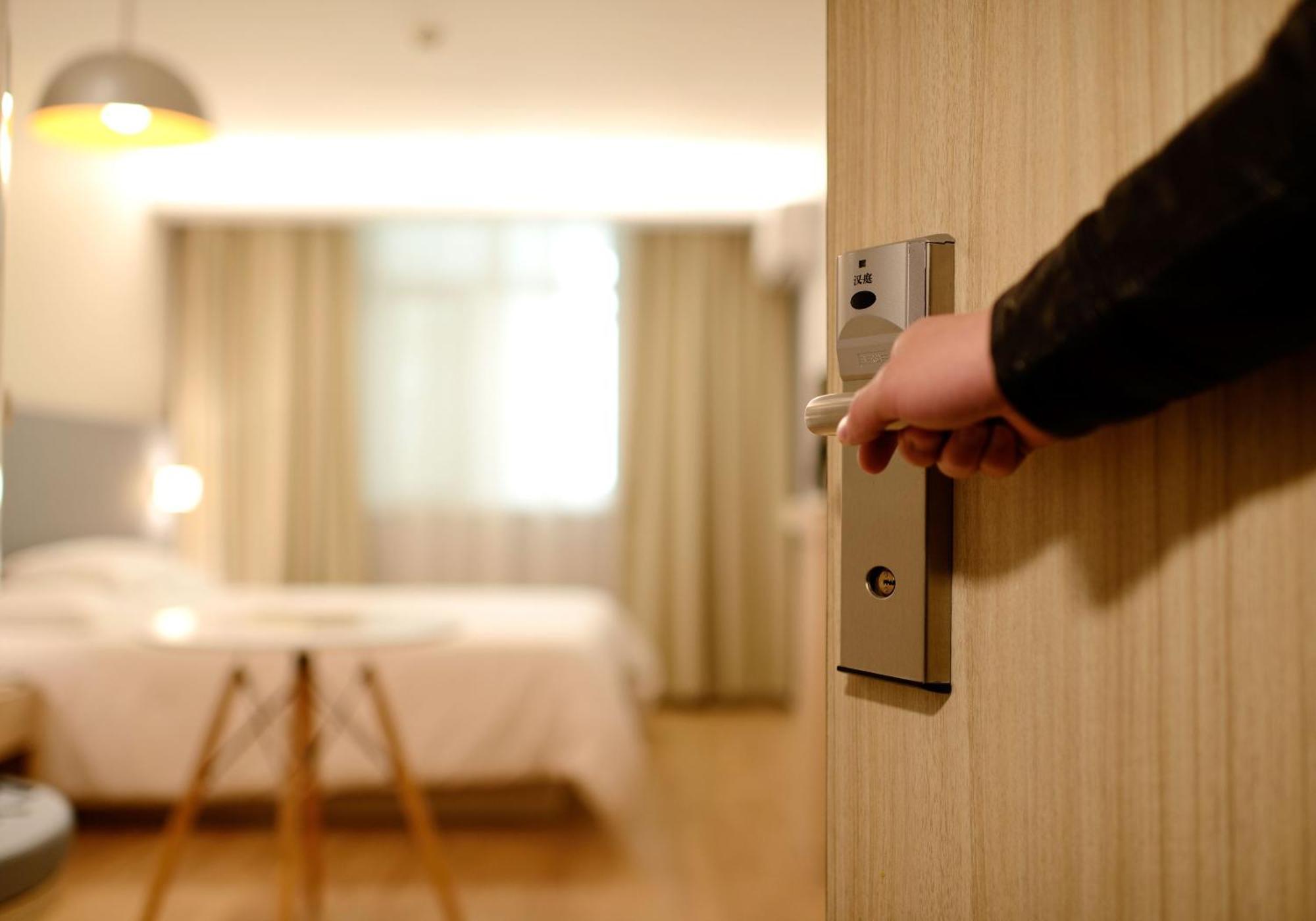 Hotel Nova Rooms Atlanta Shopping Surat Dış mekan fotoğraf
